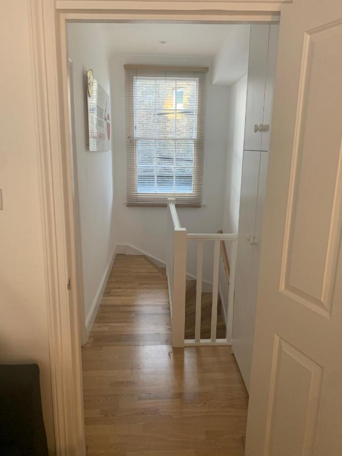 Beautiful One Bedroom Flat In The Heart Of Notting Hill Gate Londres Exterior foto