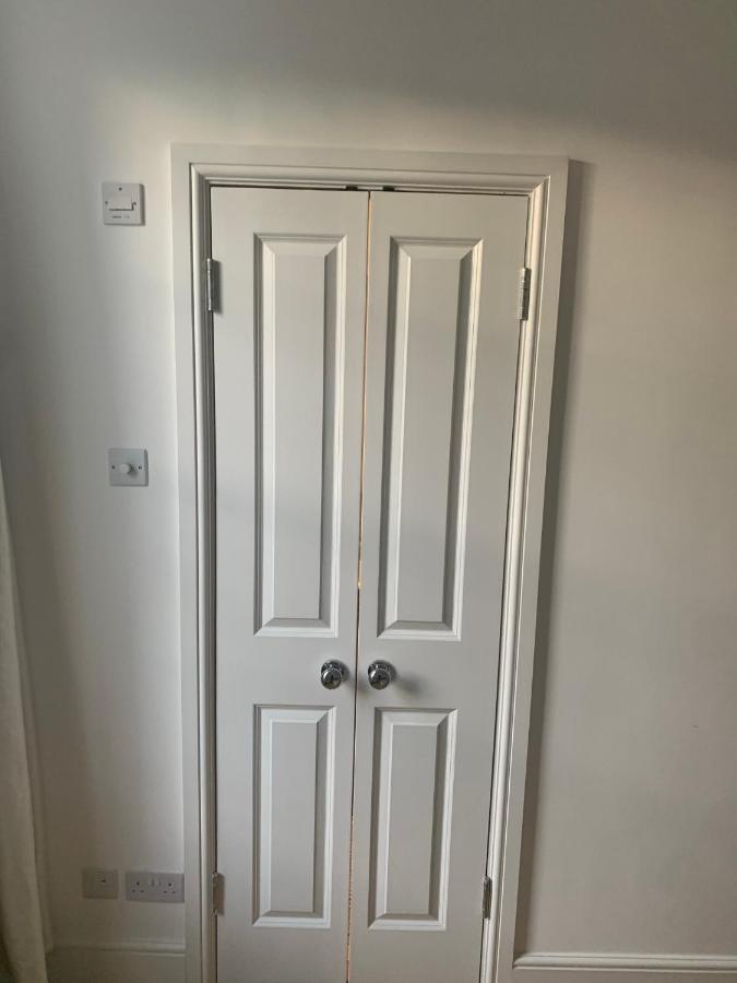 Beautiful One Bedroom Flat In The Heart Of Notting Hill Gate Londres Exterior foto
